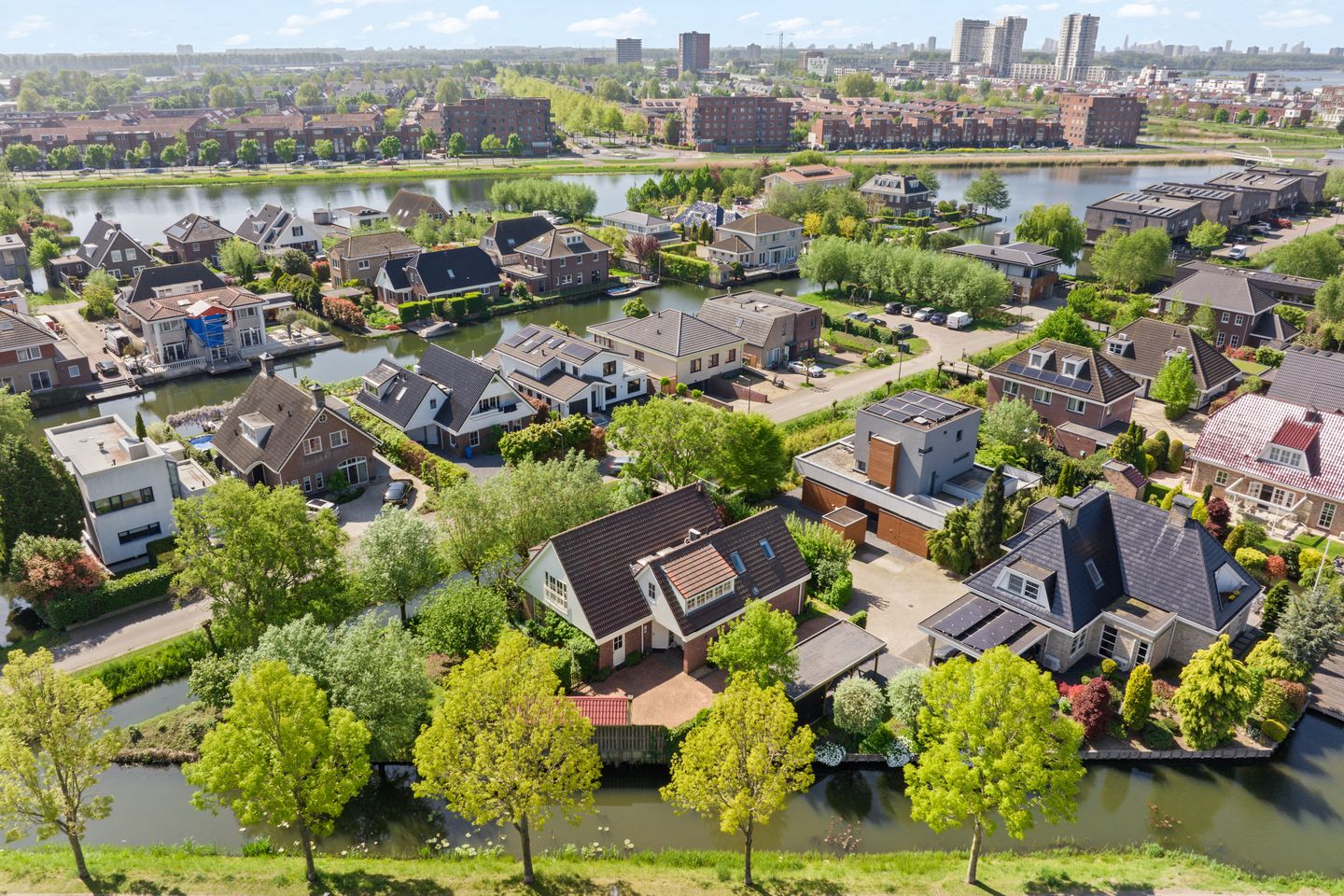 Aper Bouwmankade 25 main image