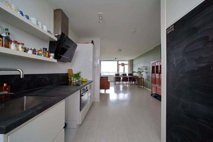 Foto 12 van Menno ter Braaklaan 183