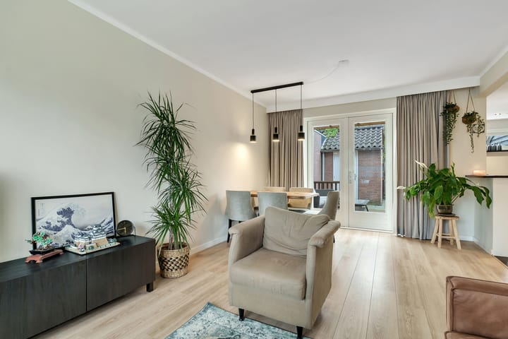 Photo 10 of Vondelstraat 11