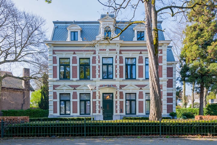 Sint Lambertuslaan 8, Maastricht