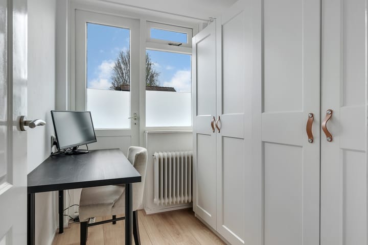 Photo 22 of Vondelstraat 11