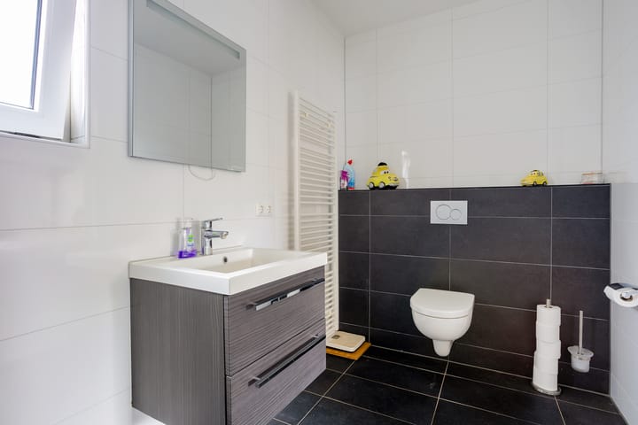 Foto 18 van Europaweg 114