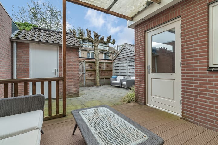 Photo 31 of Vondelstraat 11