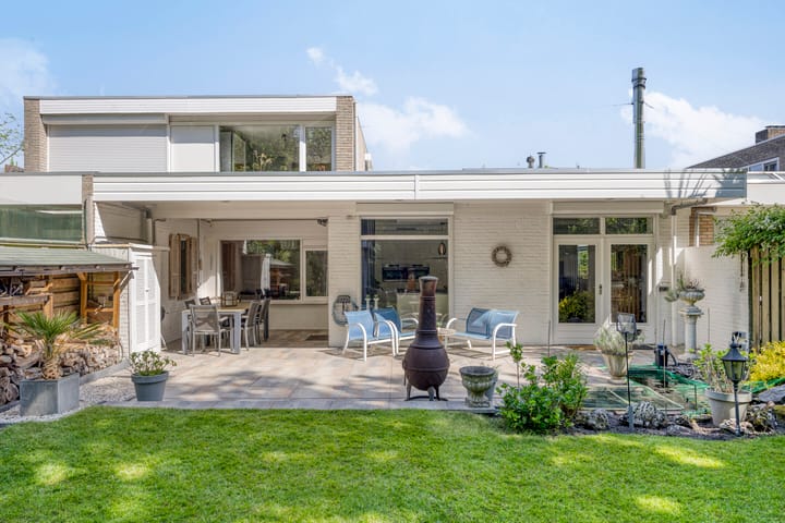 Photo 36 of Leeuwenbeklaan 8