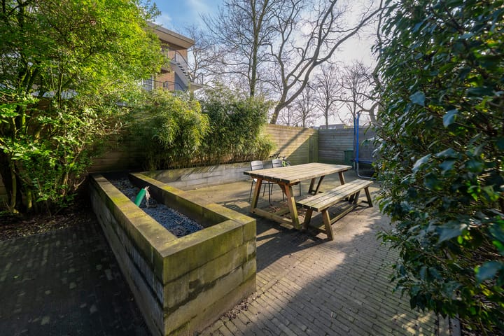 Foto 32 van Platostraat 244