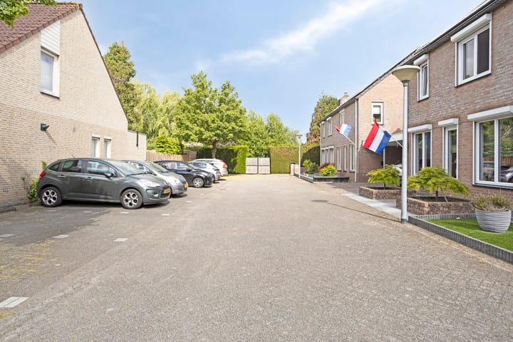 Foto 35 van Roerstraat 95