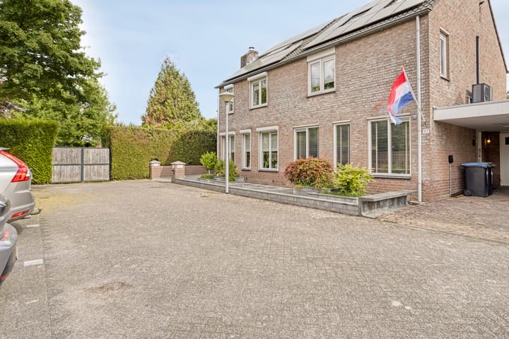 Foto 38 van Roerstraat 95