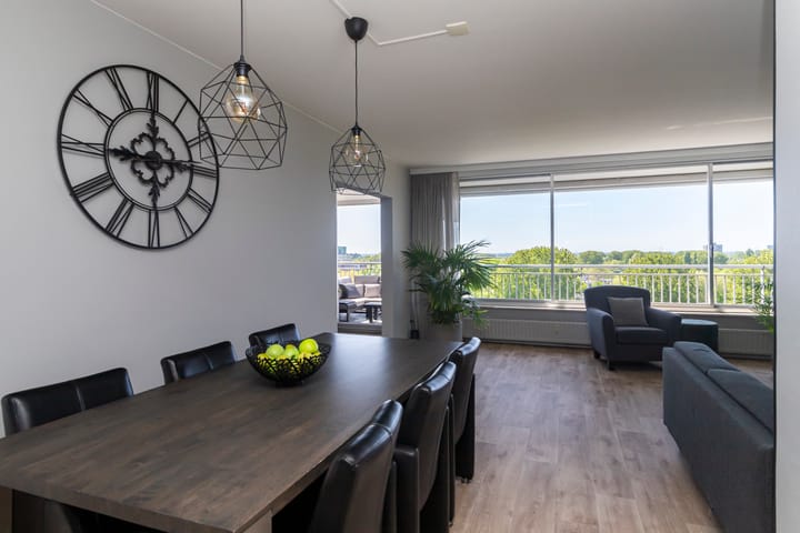 Foto 5 van Aart van der Leeuwlaan 154