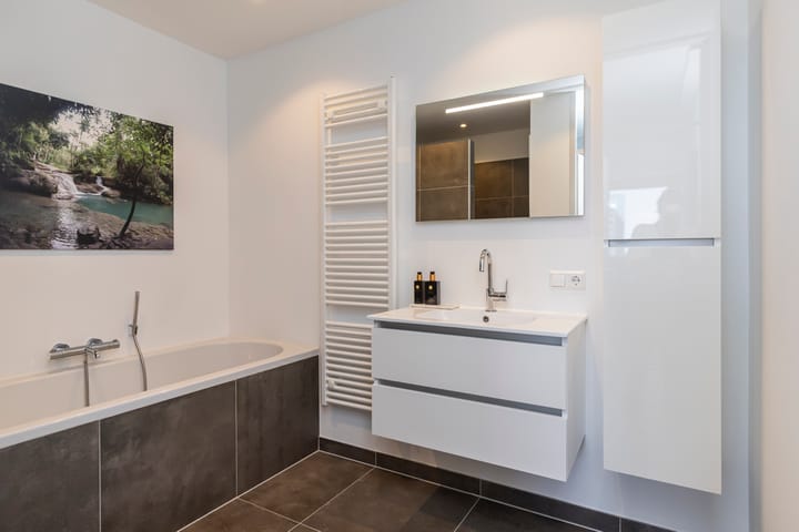 Photo 21 of Aart van der Leeuwlaan 154