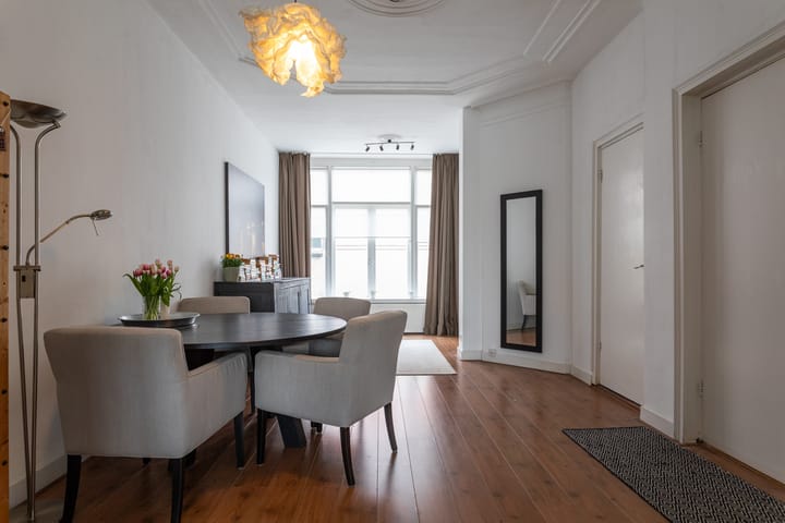 Photo 5 of Van Boetzelaerlaan 67-A