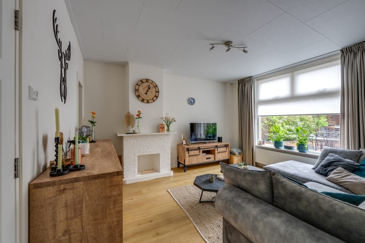 Foto 2 van Van Heeswijkstraat 64