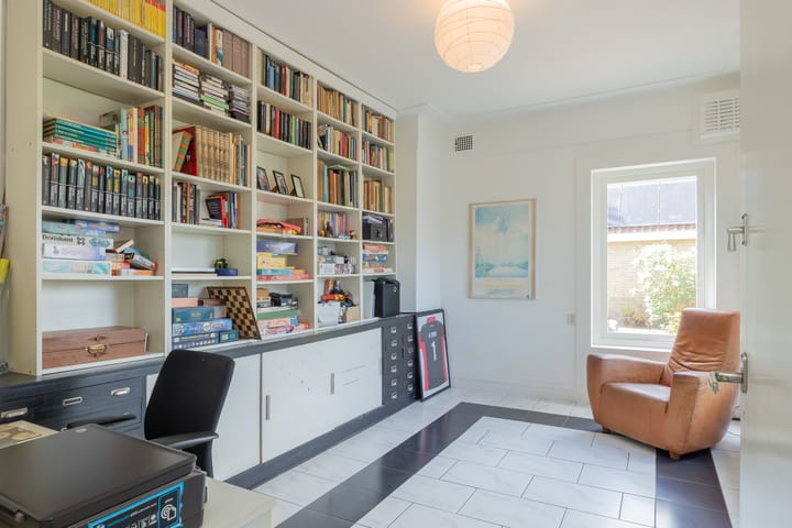 Foto 6 van Van Dortstraat 90