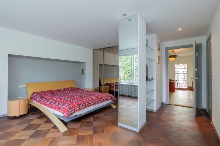 Foto 35 van Van Dortstraat 90