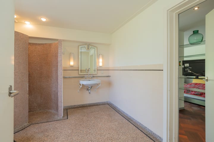 Foto 37 van Van Dortstraat 90