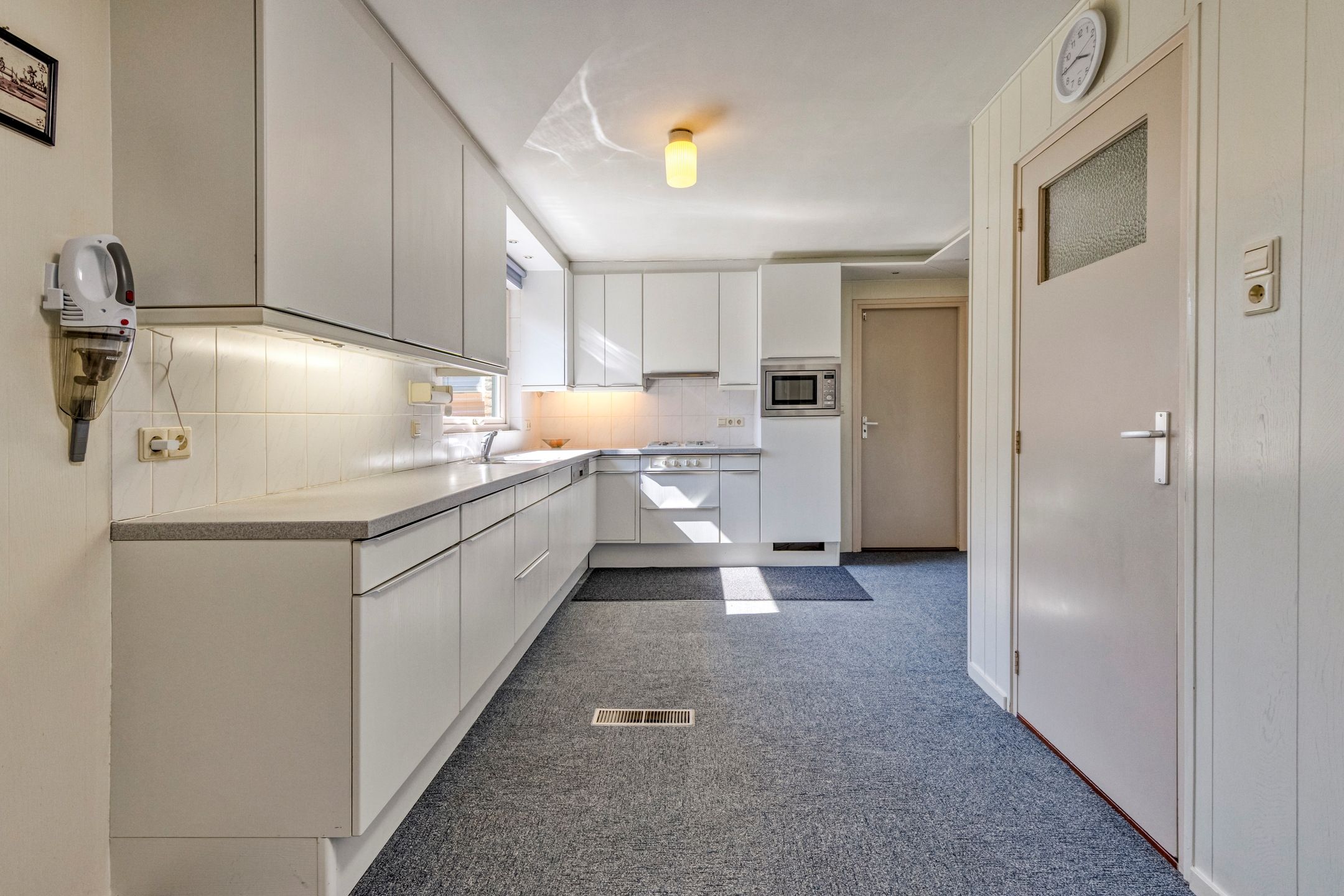 Foto 15 van Middenwal 13