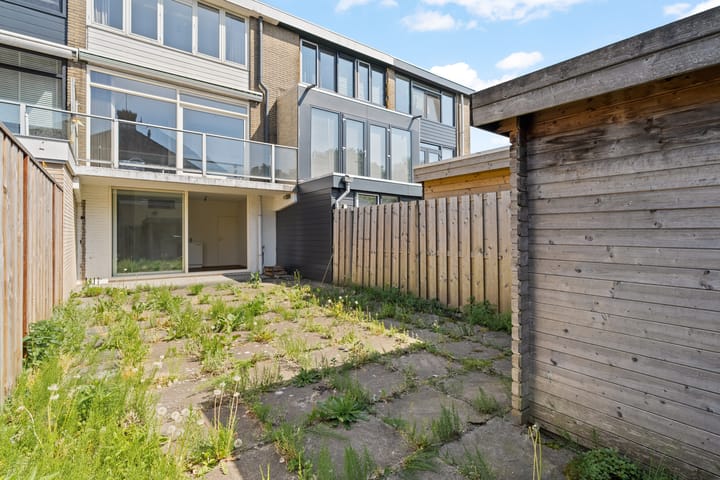 Photo 3 of Passiebloem 39