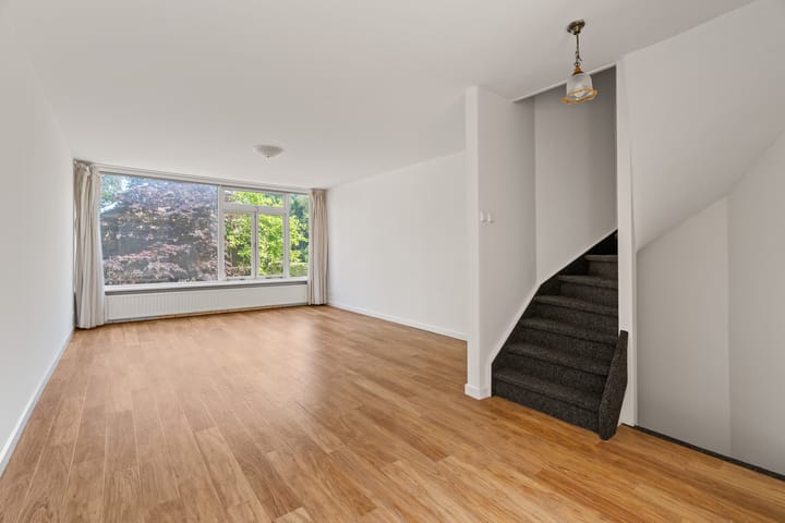 Photo 5 of Passiebloem 39