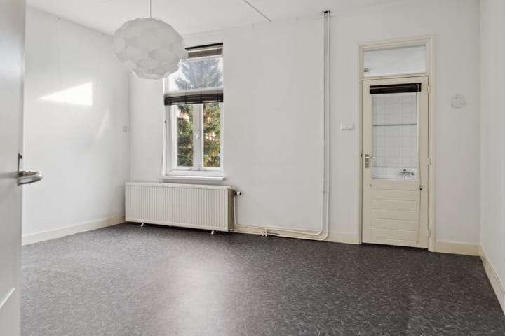 Foto 19 van Bouwstraat 69