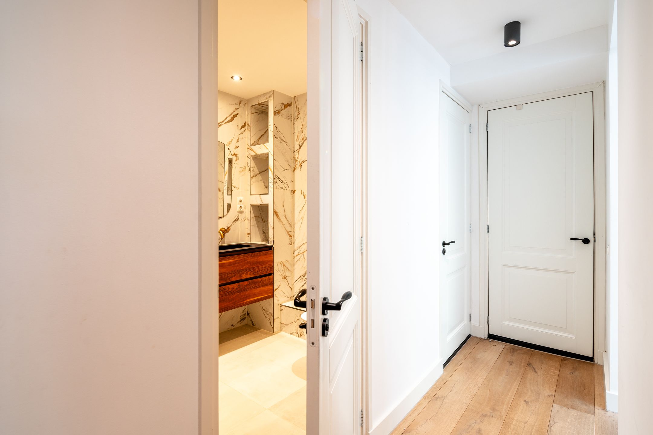 Foto 15 van Maasstraat 20-1