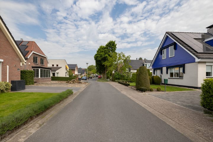 Foto 32 van De Delle 66