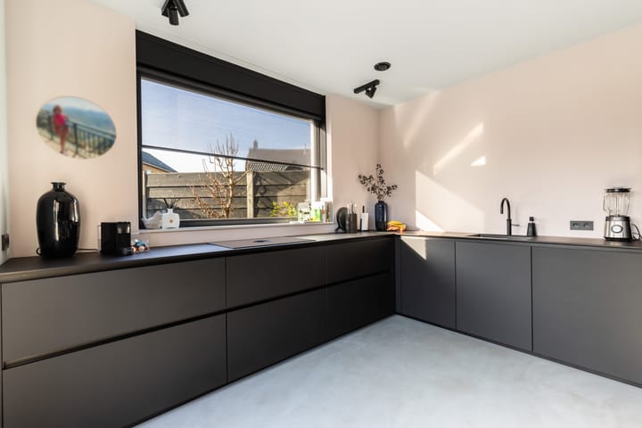 Foto 15 van De Lieverhof 49