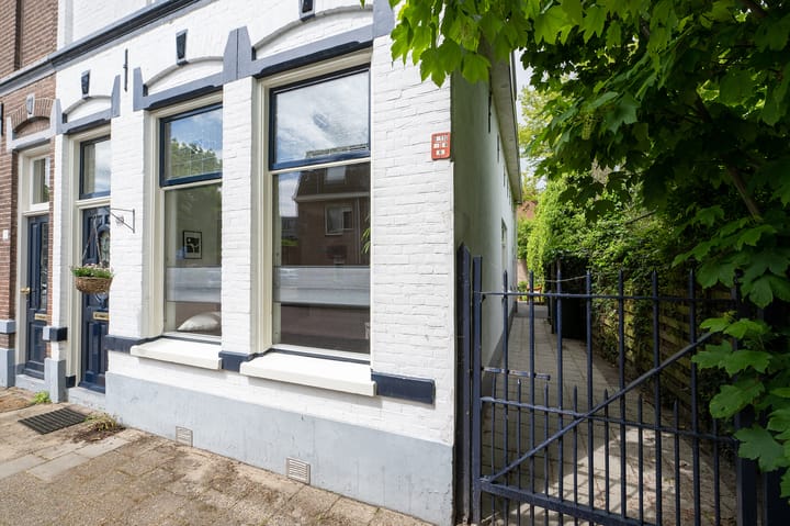 Foto 42 van Berkumstraat 33