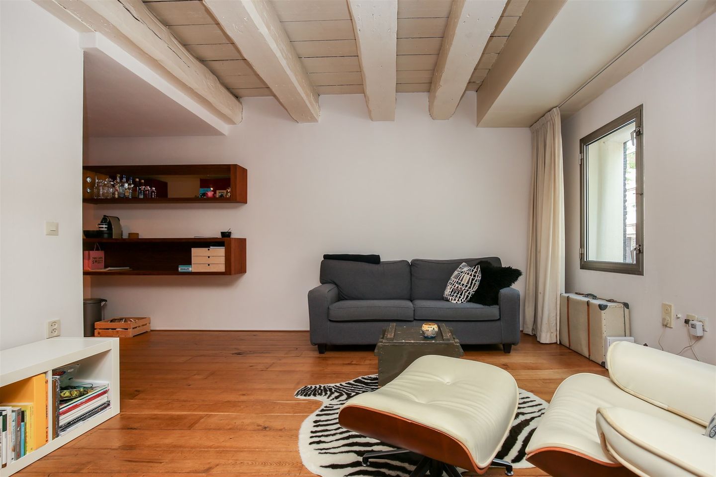 Photo 5 of Nieuwe Uilenburgerstraat 15-F