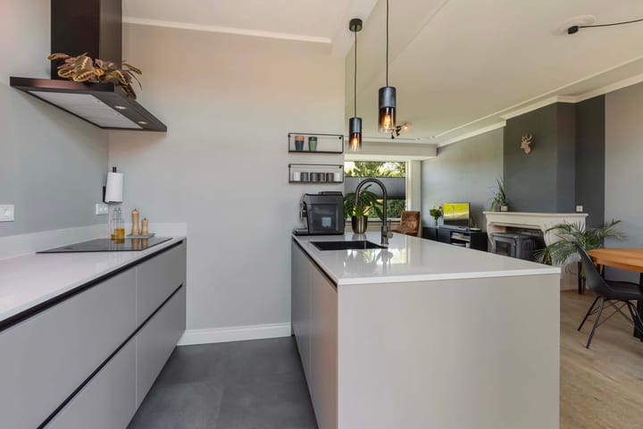 Foto 23 van Stationsweg 59