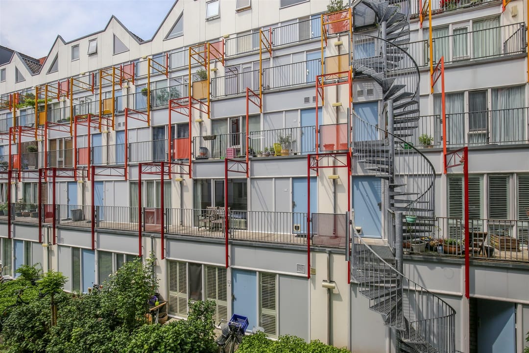 Photo 22 of Nieuwe Uilenburgerstraat 15-F