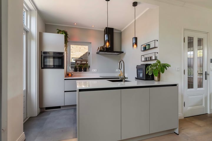 Foto 24 van Stationsweg 59