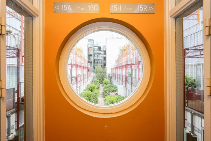 Foto 27 van Nieuwe Uilenburgerstraat 15-F