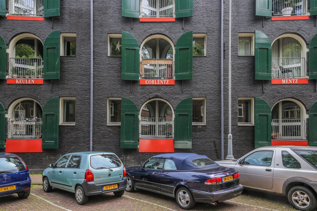 Photo 28 of Nieuwe Uilenburgerstraat 15-F