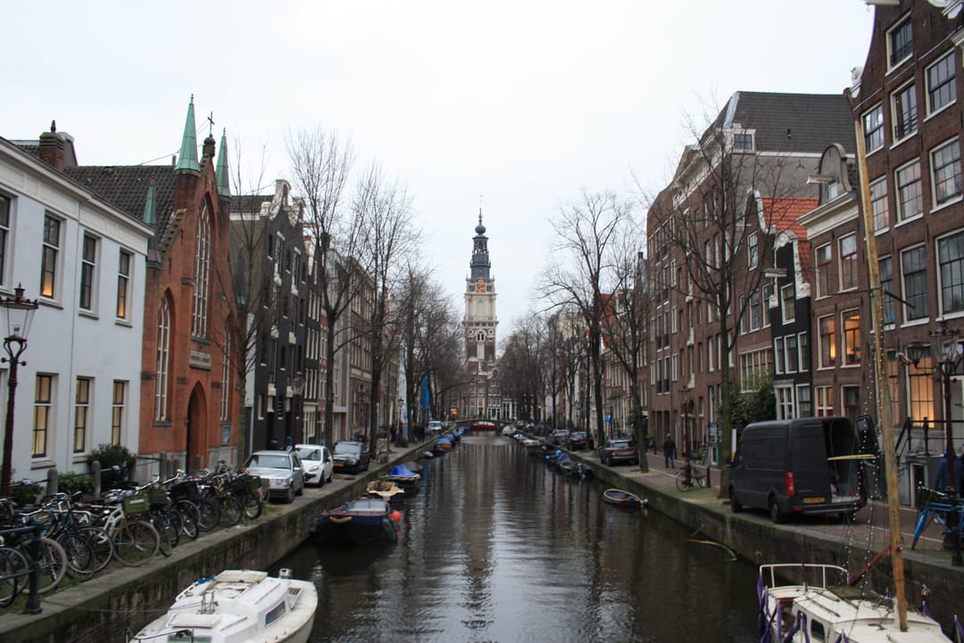 Photo 43 of Nieuwe Uilenburgerstraat 15-F