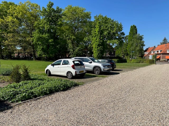 View photo 3 of Driehuizerweg 327