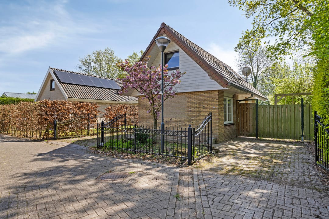 Foto 1 van Landingsweg 84