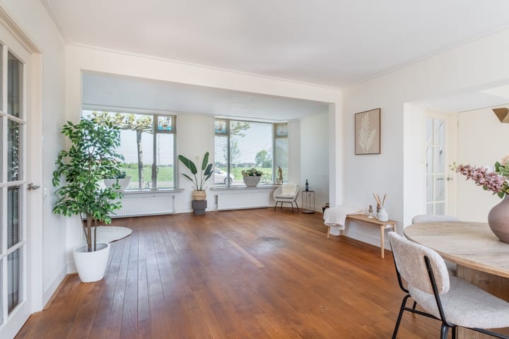 Foto 23 van Buorren 67