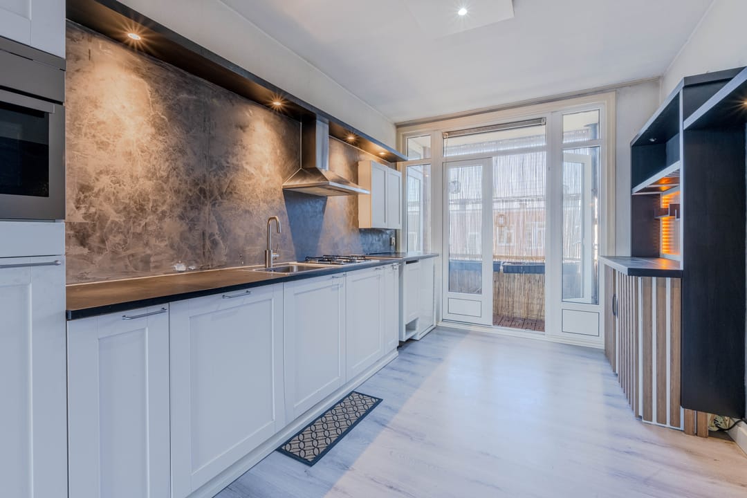 Foto 1 van Pleinweg 230-C