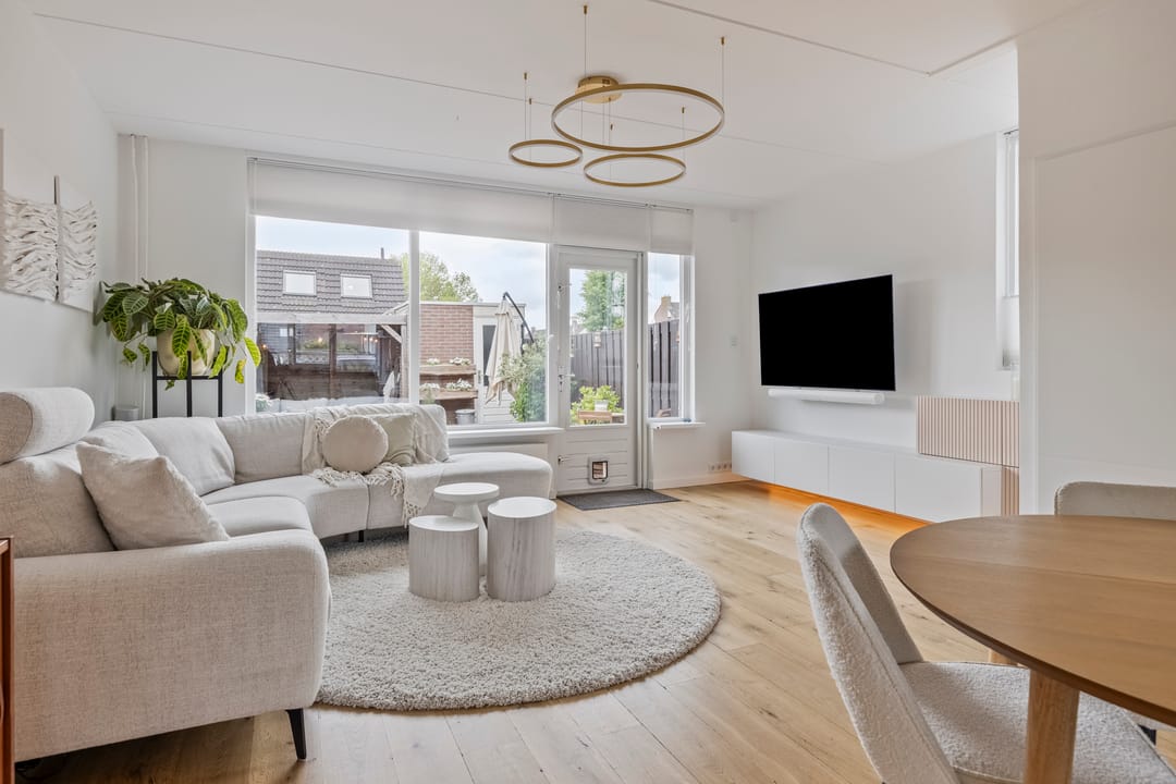 Foto 2 van Barbarakruid 11