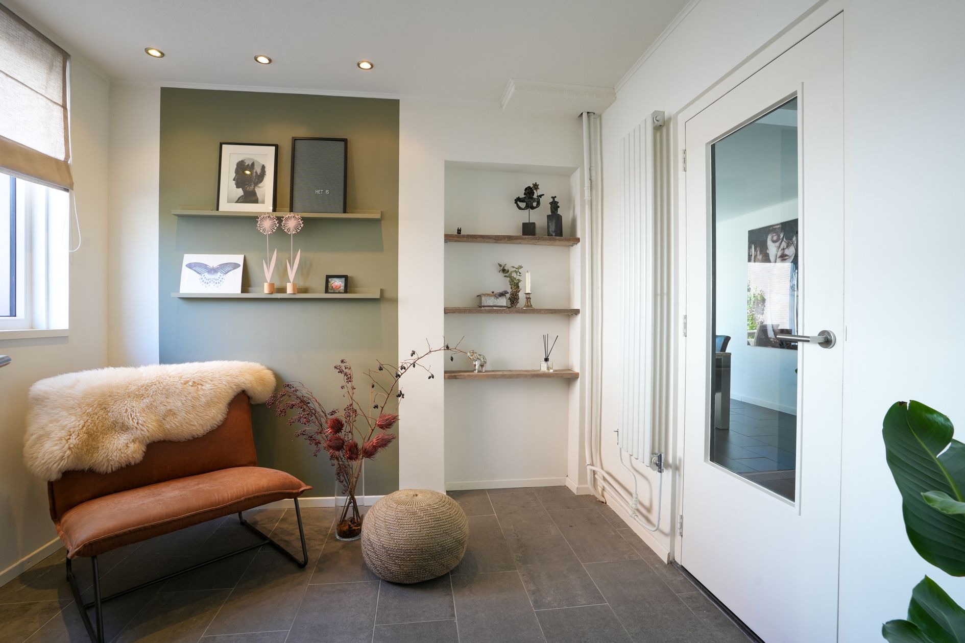 Photo 3 of Maanstraat 4