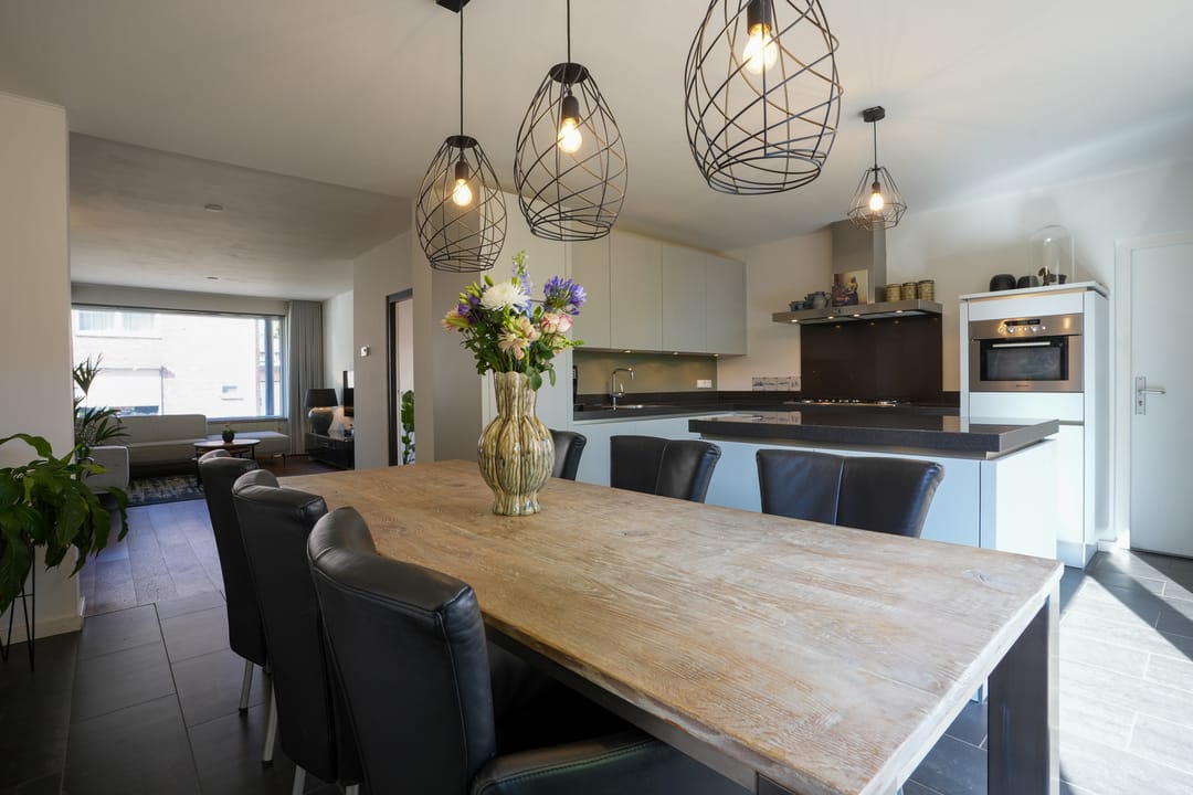 Photo 13 of Maanstraat 4