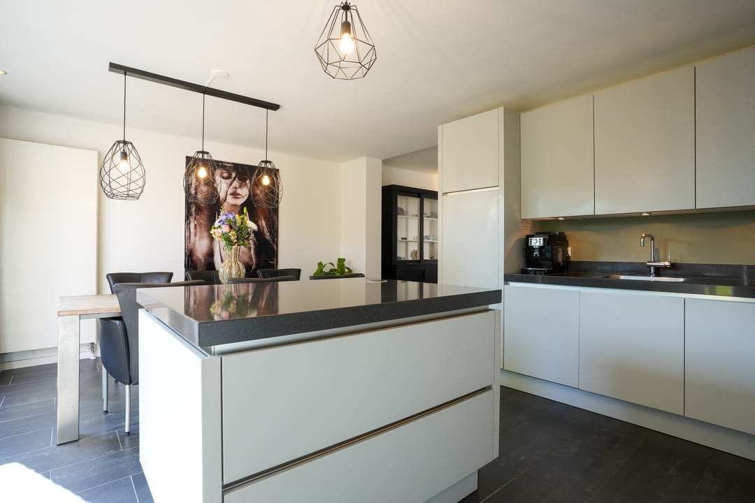 Photo 16 of Maanstraat 4