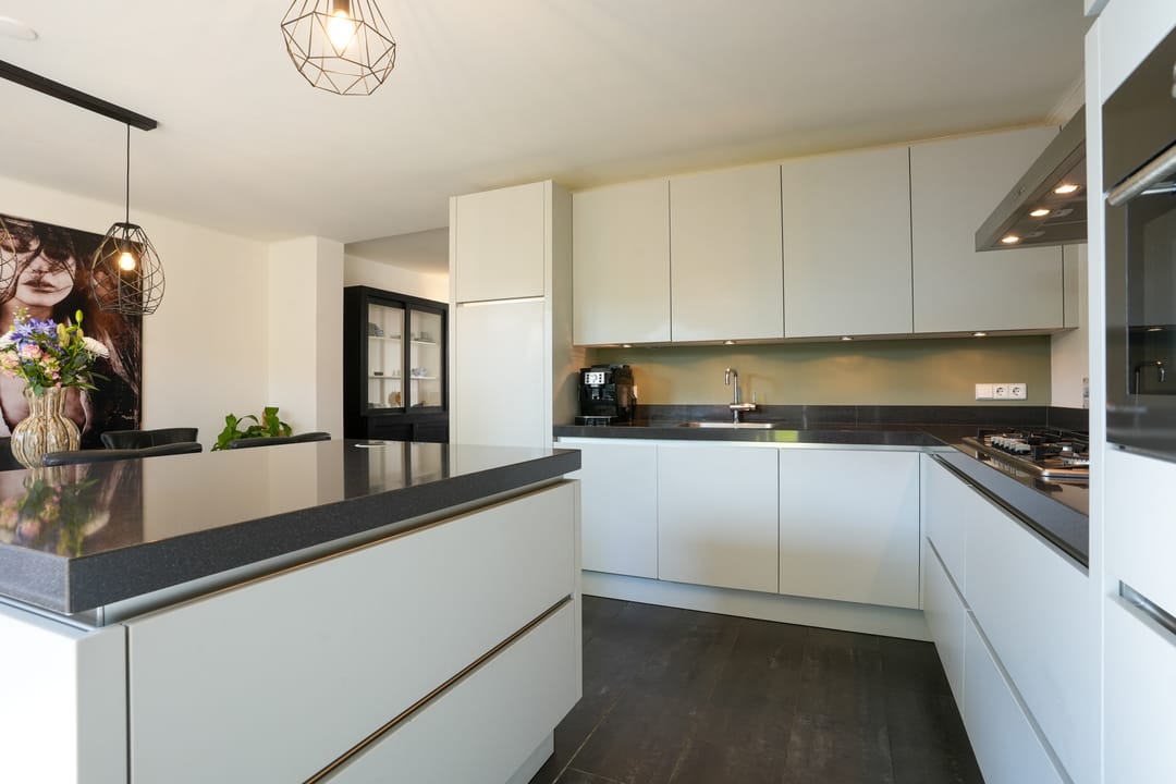 Photo 17 of Maanstraat 4