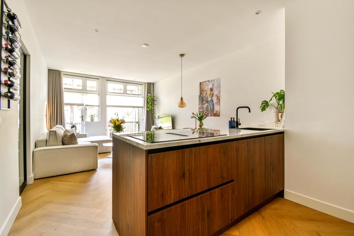 Foto 12 van Joos de Moorstraat 10-1