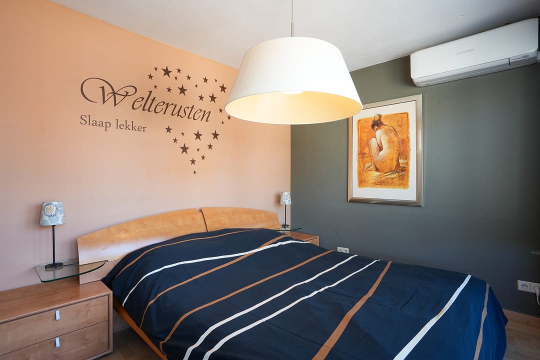 Photo 26 of Maanstraat 4