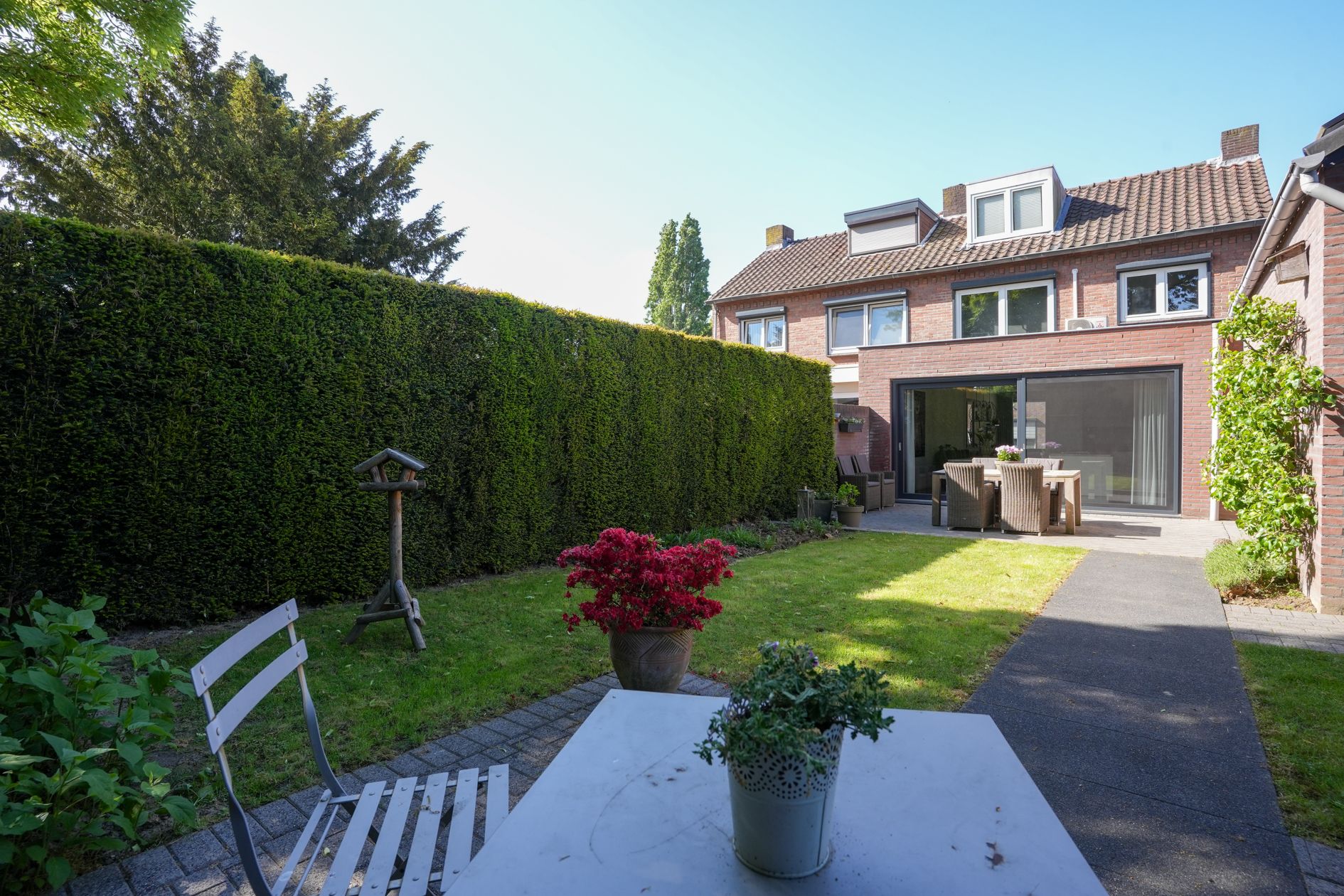 Photo 39 of Maanstraat 4