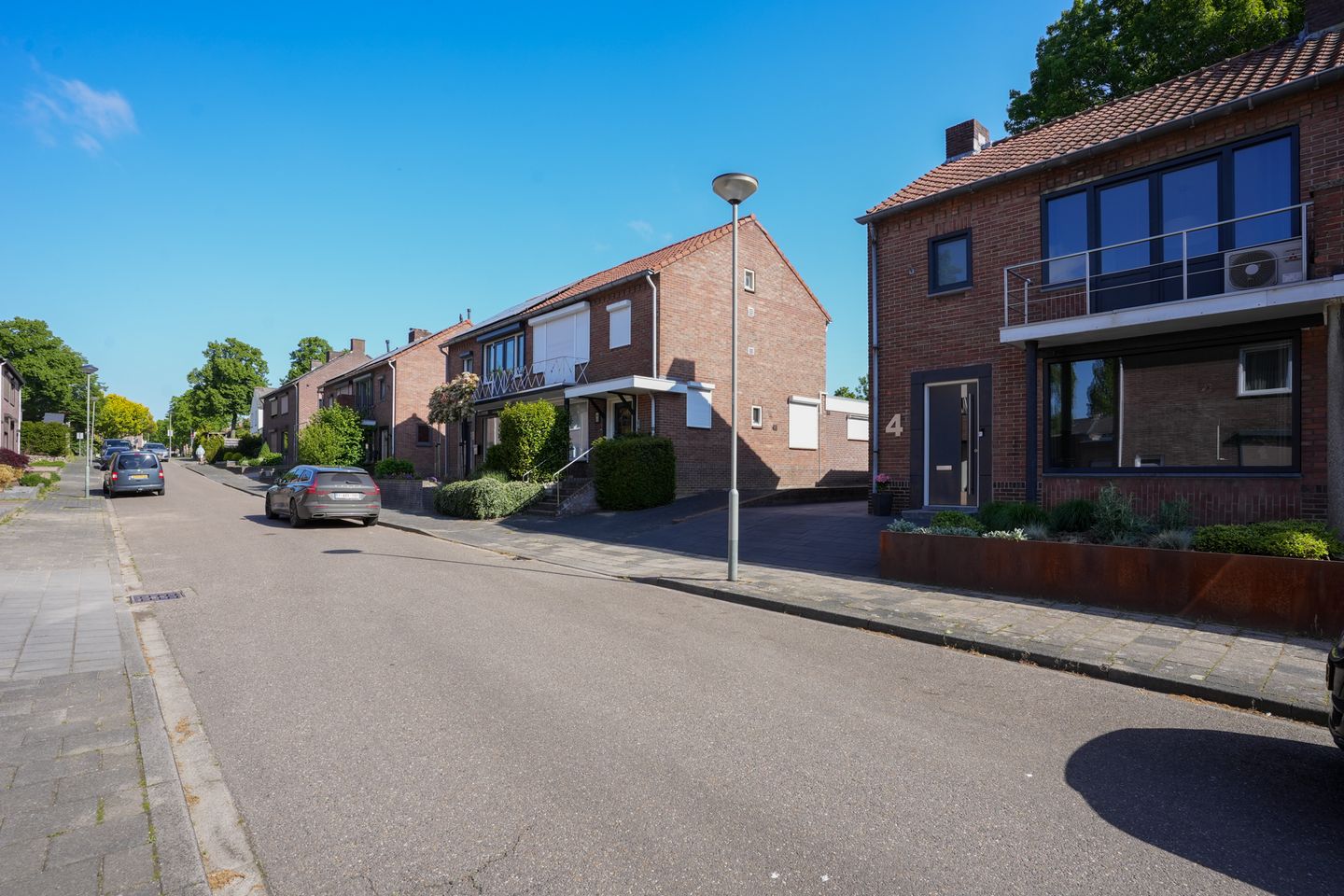 Photo 49 of Maanstraat 4