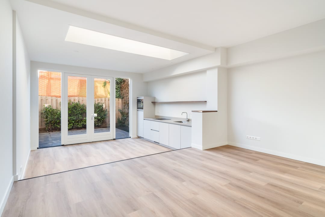 Photo 1 of Willem van Hillegaersbergstraat 98-A