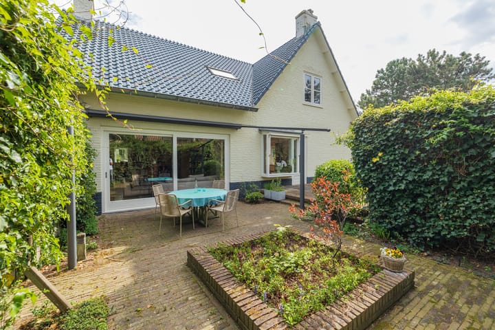 Photo 6 of Beethovenweg 26