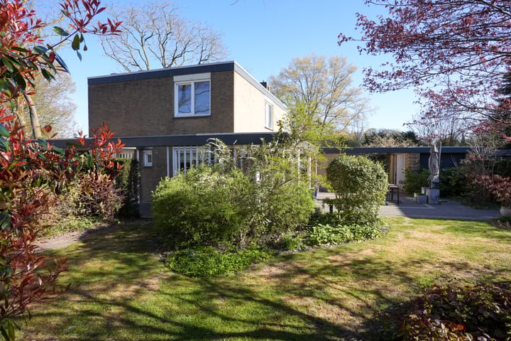 Photo 69 of Dokter de Weverlaan 1