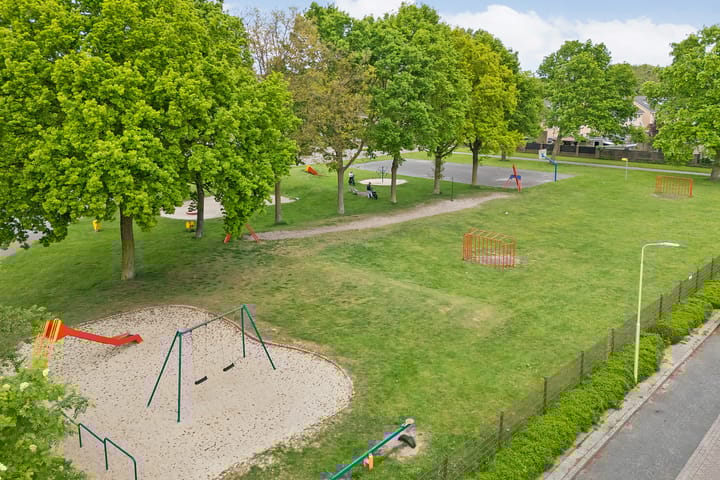 Foto 38 van Anton van der Horststraat 7